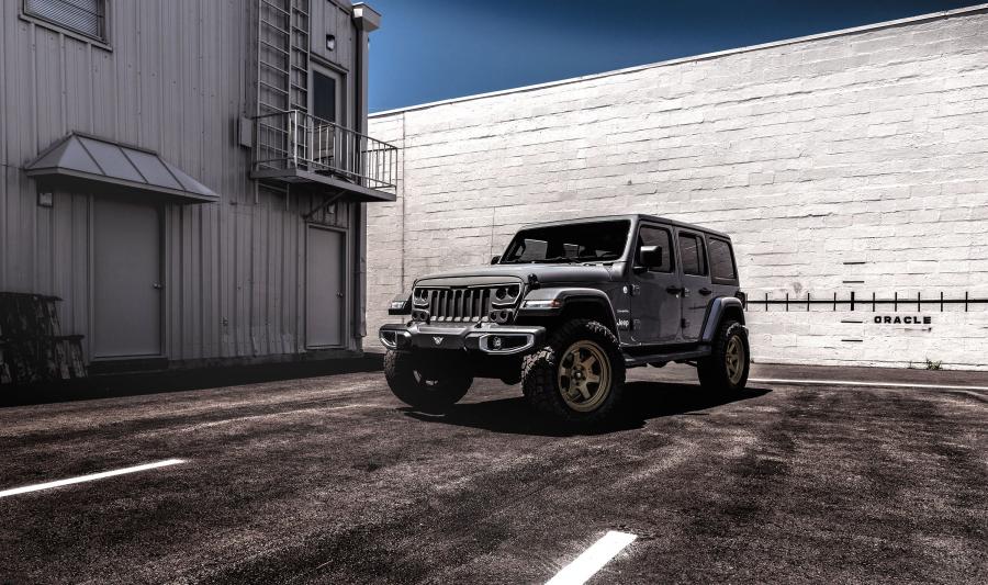  Jeep Wrangler Sahara by Oracle Lighting 2019 года  (фото 4 из 9)
